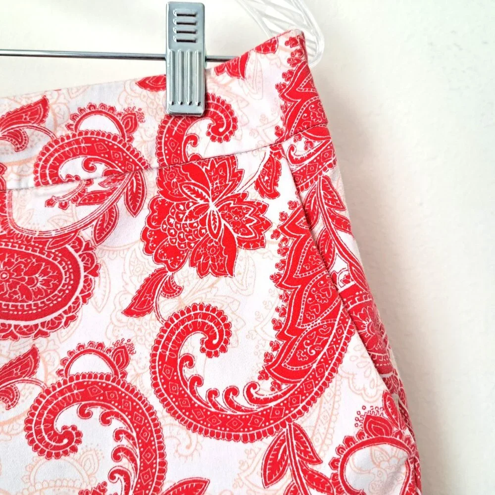 Kenji Women's Shorts Paisley White/Pink Size 10